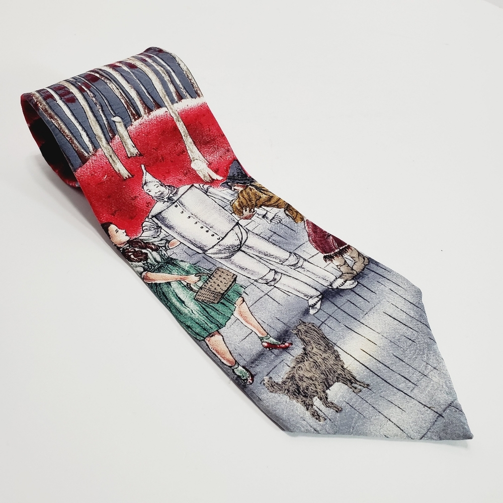 Wizard of Oz Multicolor Men's Silk Neck Tie 57x4"  7th Avenue